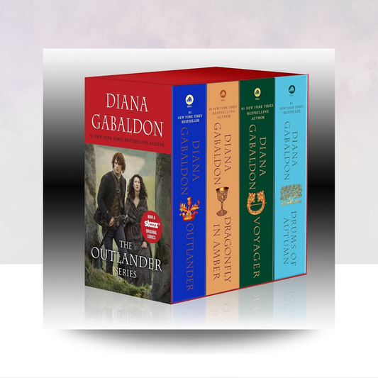Outlander Boxed Set: Outlander, Dragonfly in Amber, Voyager, Drums of Autumn (Outlander)