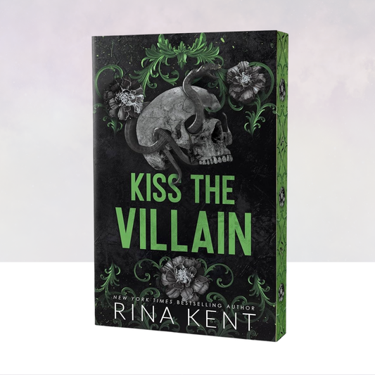Kiss the Villain [Deluxe Edition]